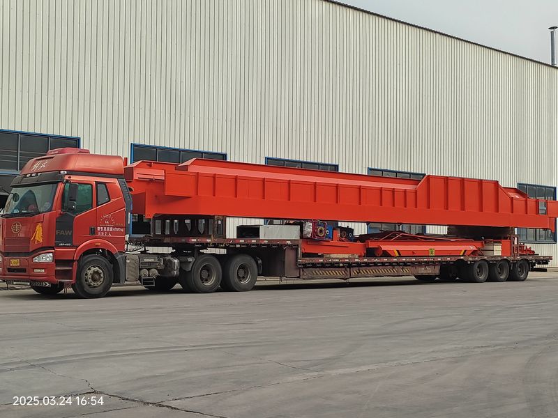 通用橋式起重機(jī) QDXX32/5t—19.5m 電動(dòng)單梁橋式起重機(jī) 2臺(tái) LD10t—16.5m 制作完成，發(fā)往河北石家莊交付客戶使用。