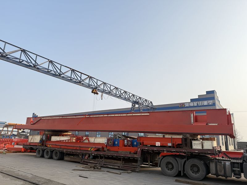 歐式雙梁QDX25/5T-22.5M、電動單梁、電動葫蘆整車發(fā)貨